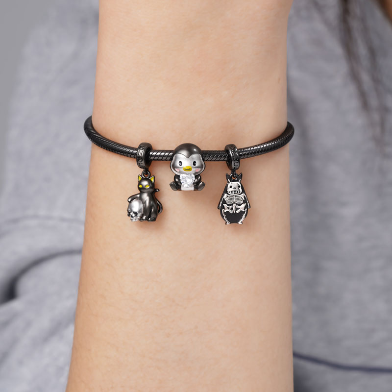 Cute Penguin Embraces Heart Gemstone Charm Bead 925 Sterling Silver_4