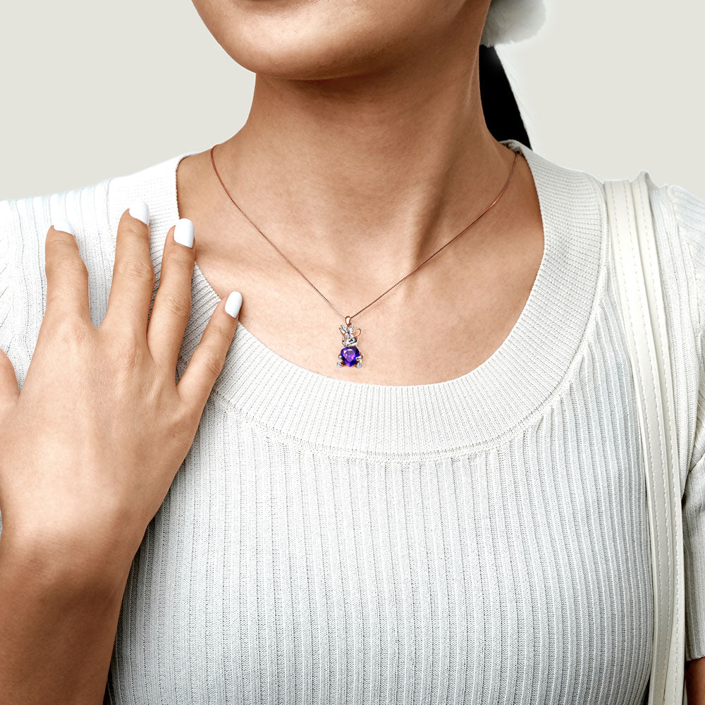 Gnoce Lovely Deer Embraces Heart Gem Necklace_4