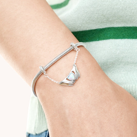 Gnoce Hand with Heart Gesture Safety Chain Charm_5
