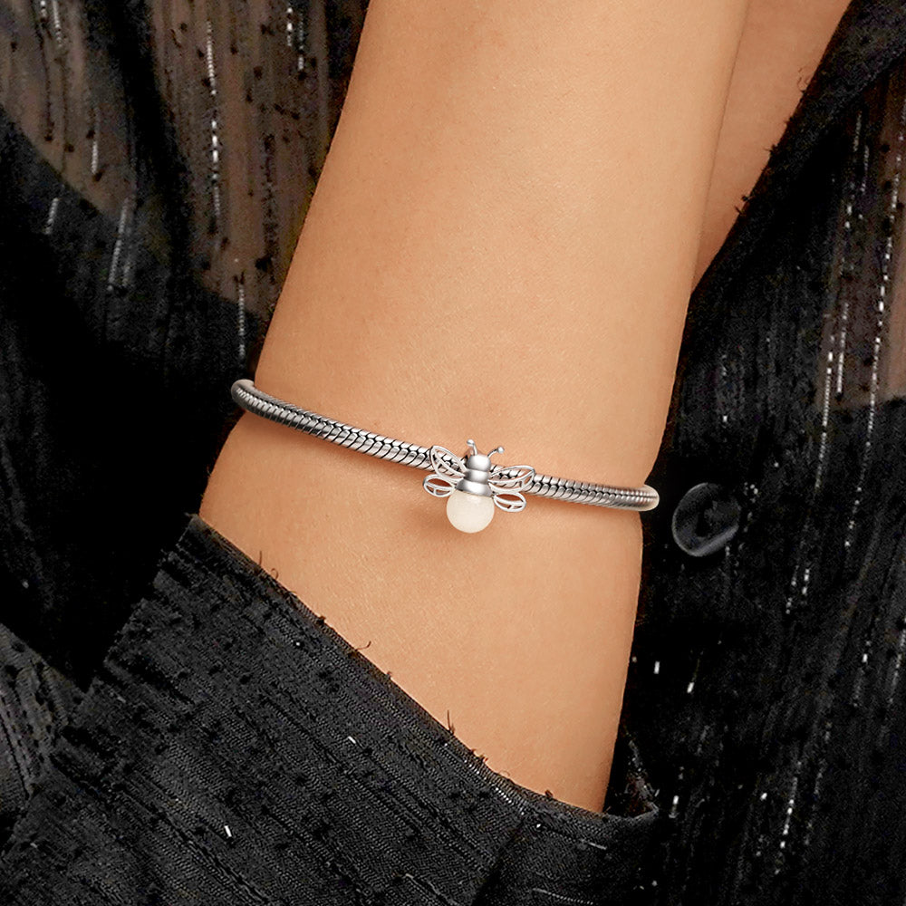 Gnoce Glow in the Dark Bee Charm_6