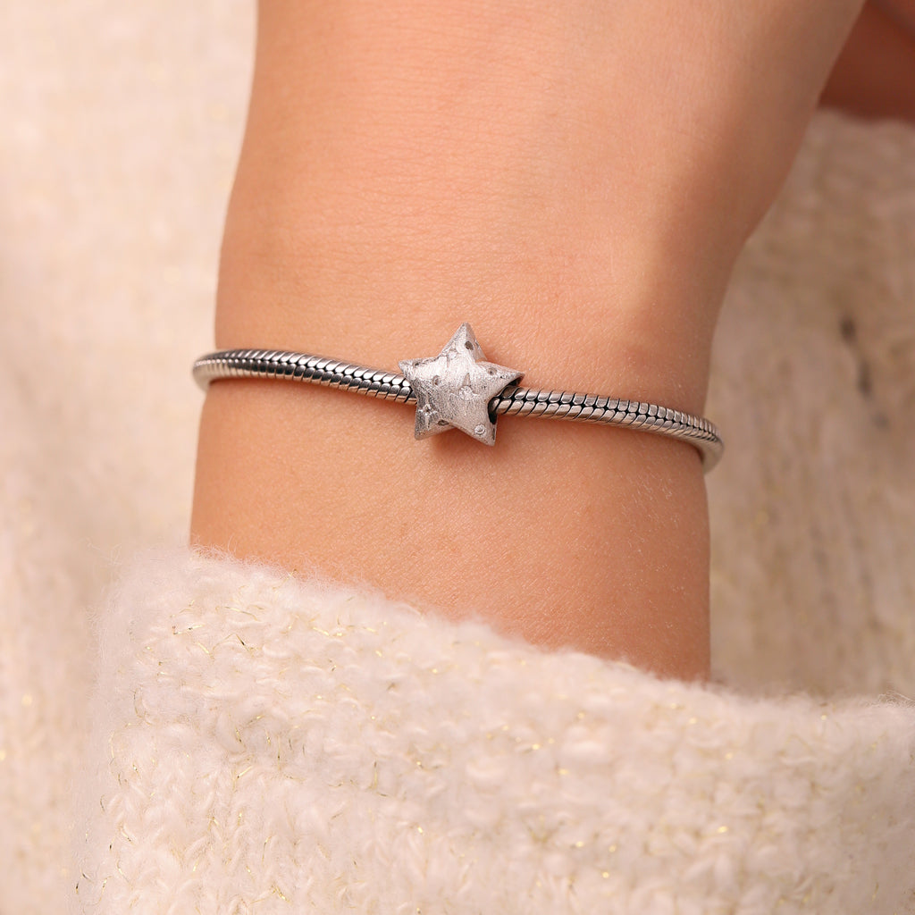 Gnoce Shining Sandblasting Star Charm_5