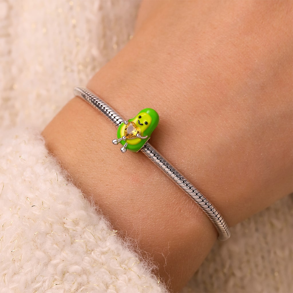 Gnoce Fun Avocado Embraces Love Charm_7