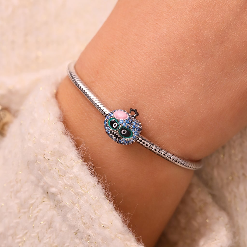 Gnoce Pave Diamond Pumpkin Zombie Charm_5