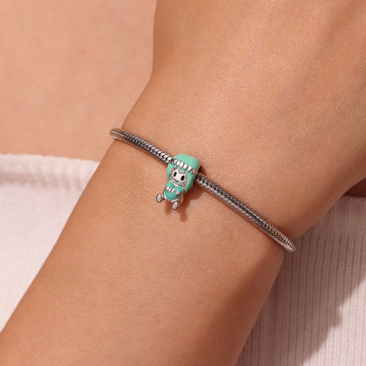 Gnoce MBTI INFP Personality Type Embraces Love Charm_6