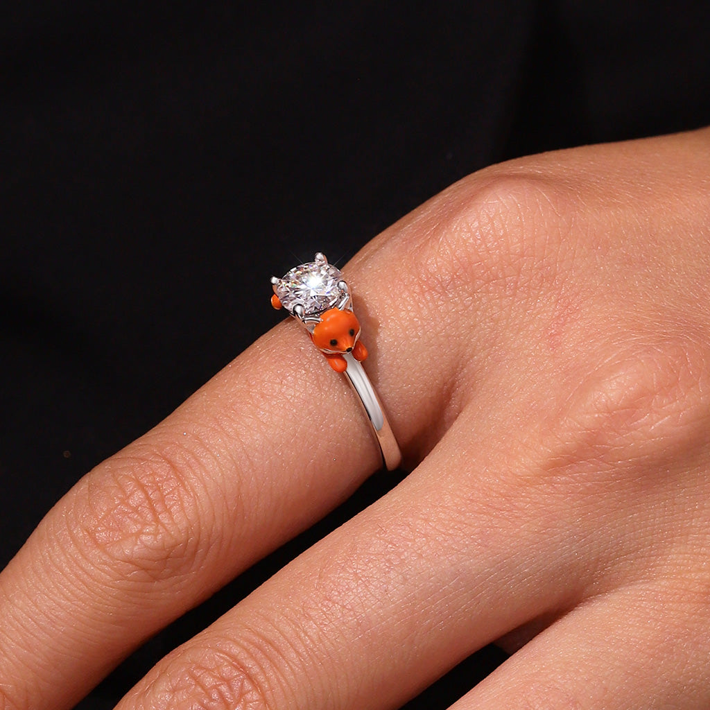 Gnoce Fox Embraces Moissanite Round Cut Ring_9