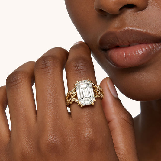 Gnoce Nature-Inspired Leaf Emerald-Cut Engagement Ring_2