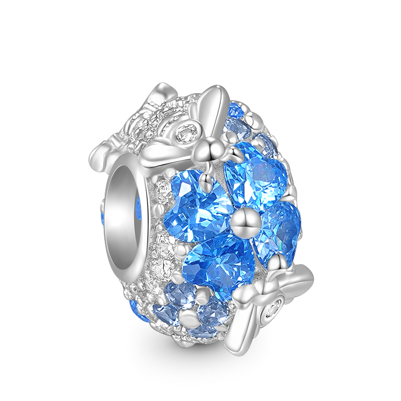 Gnoce Honey Bee and Lucky Clover Love Charm_2