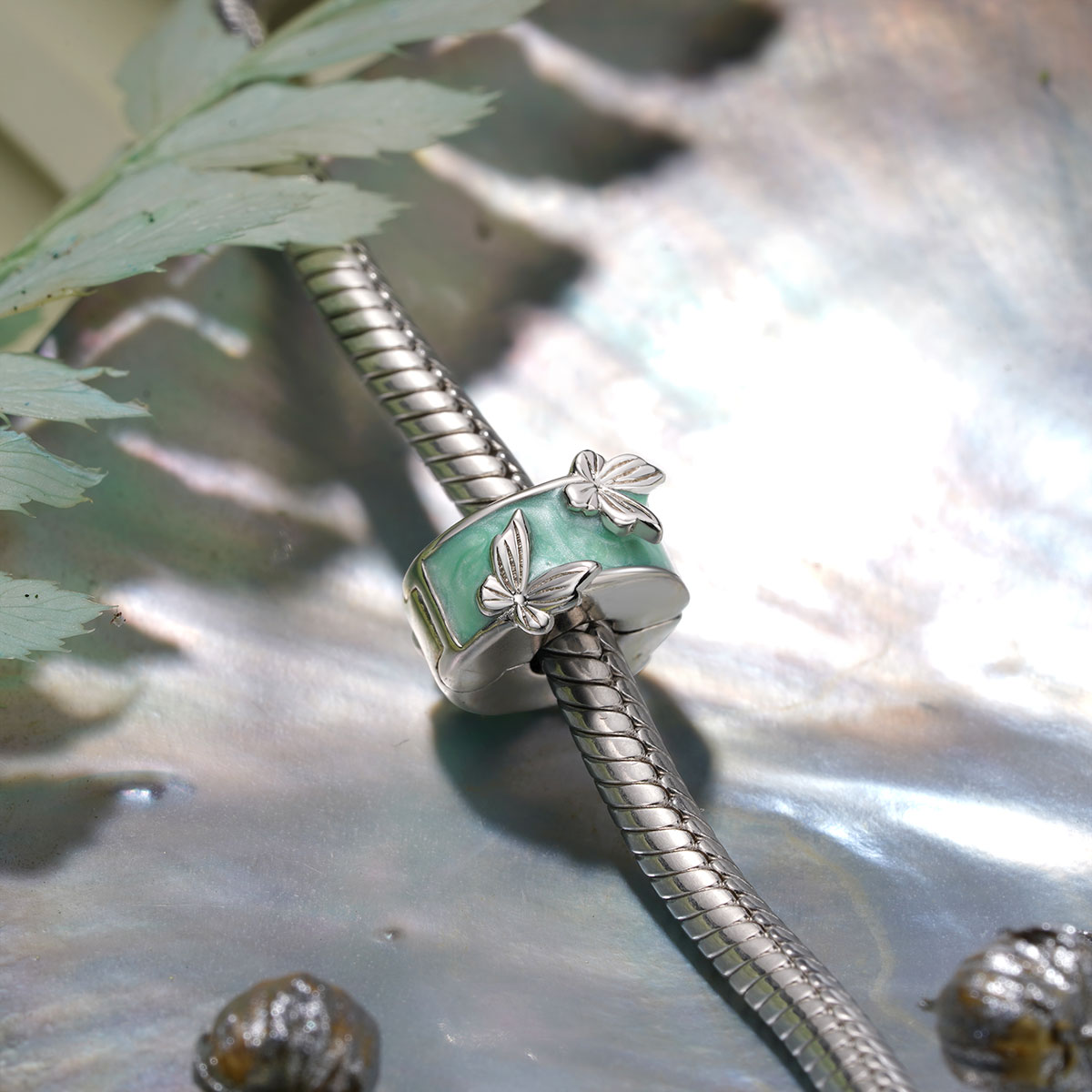 Gnoce Flying Butterflies Stopper Charm_2