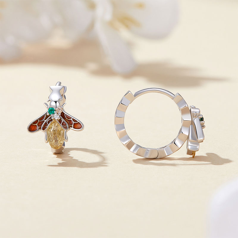 Gnoce Bee Earrings_2