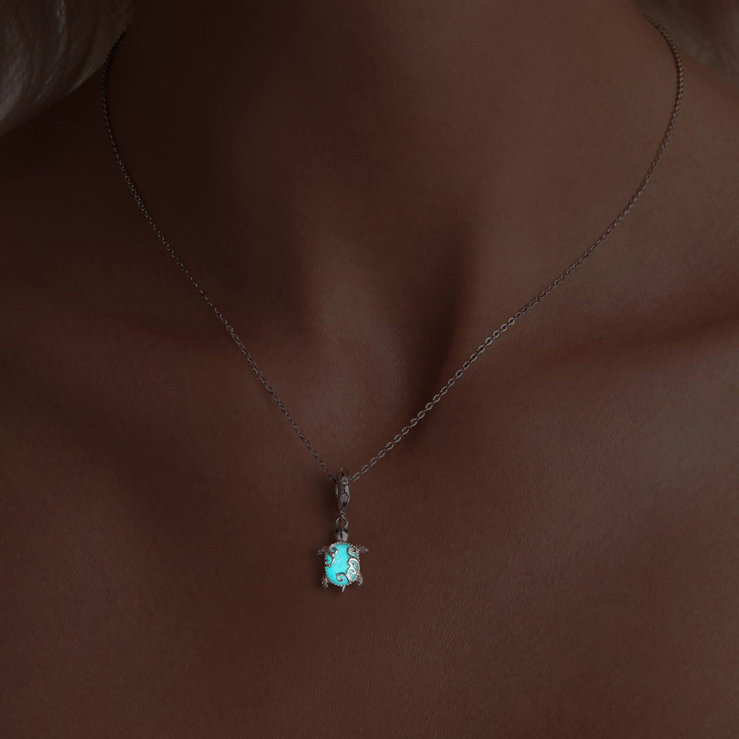 Gnoce Glow-in-the-Dark Sea Turtle Pendant Dangle Charm_7