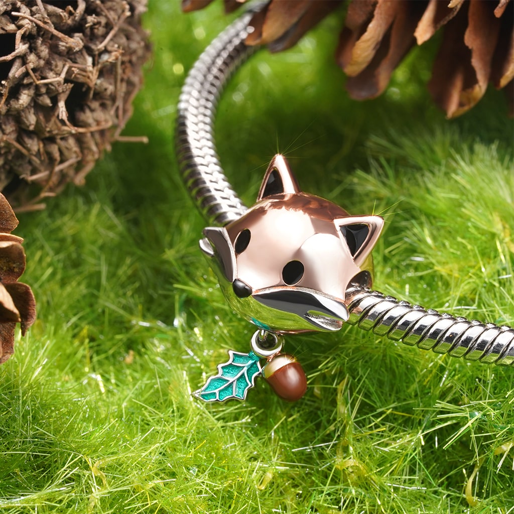 Gnoce Forest Fox Charm_3