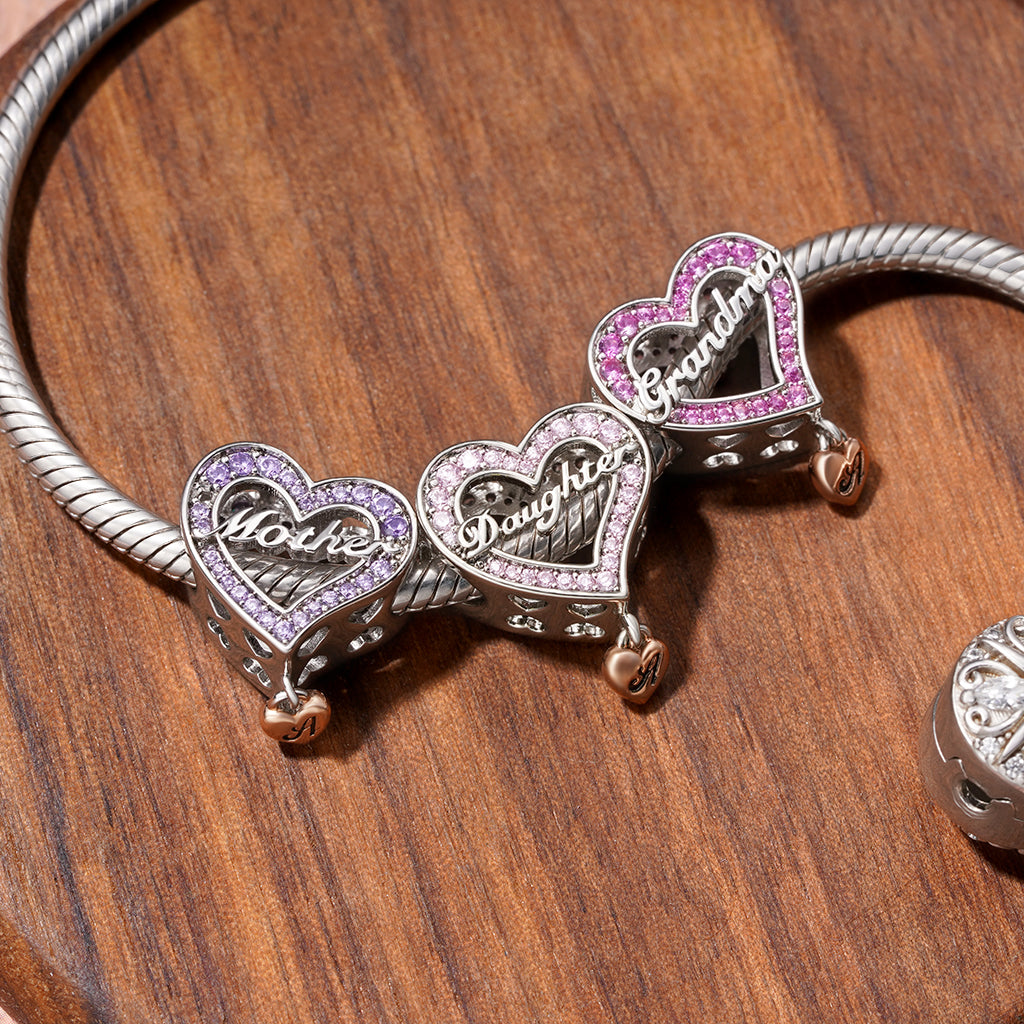 Gnoce Family Members - Mother Personalised Heart Charm_5