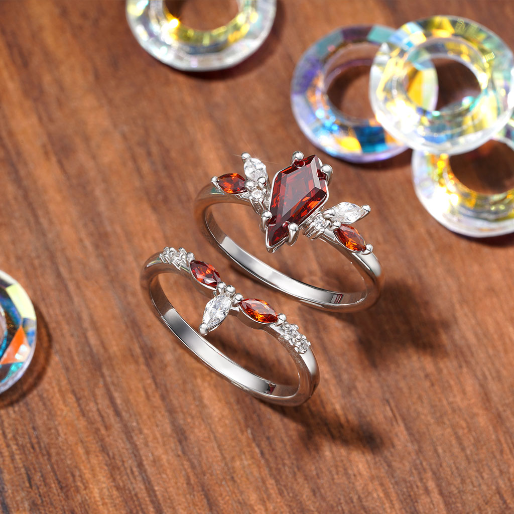 Gnoce Natural Red Garnet Kite Engagement Stackable Rings_5
