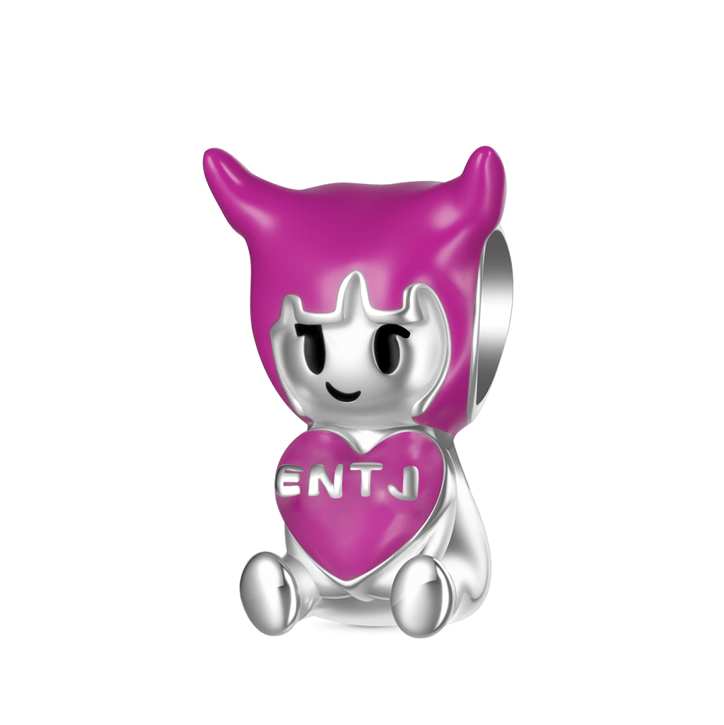 Gnoce MBTI ENTJ Personality Type Embraces Love Charm_1