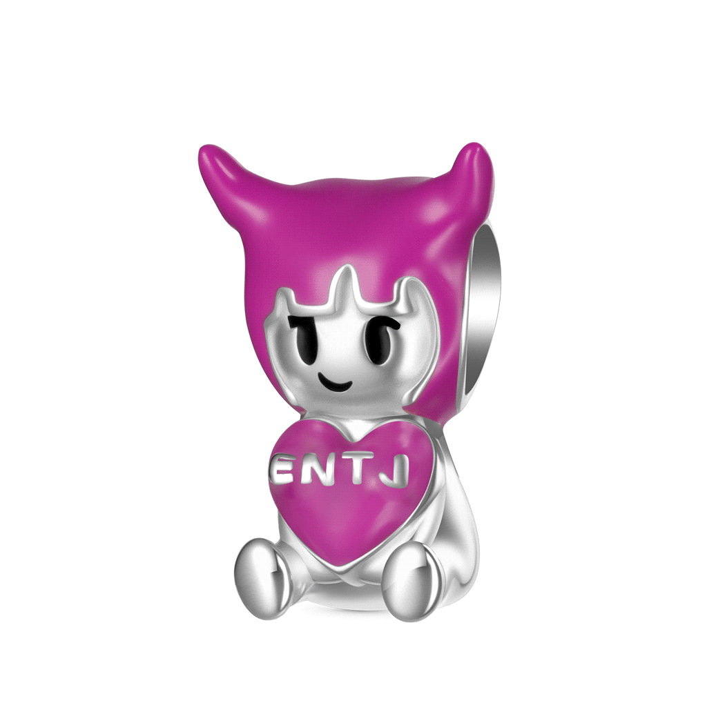 Gnoce MBTI ENTJ Personality Type Embraces Love Charm_2