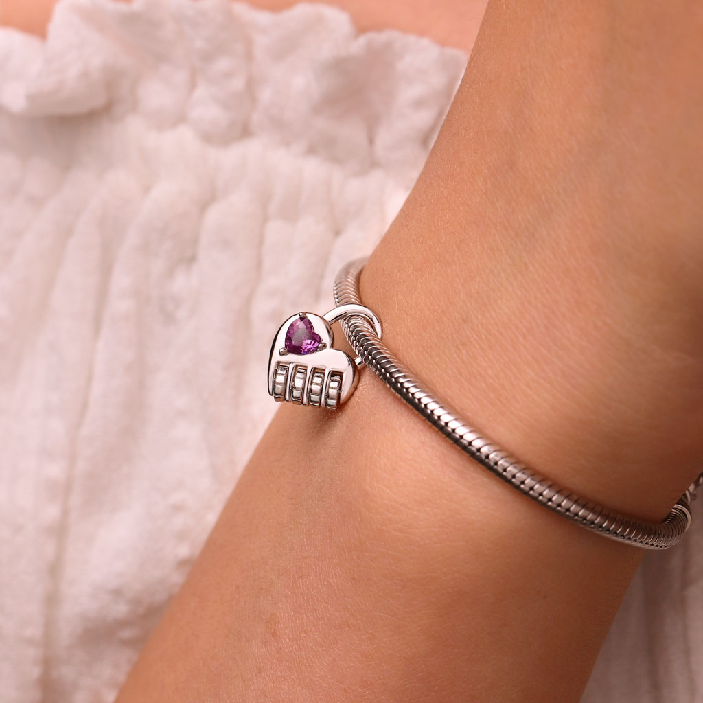 Gnoce Engravable Lock with a Love Code Charm_7