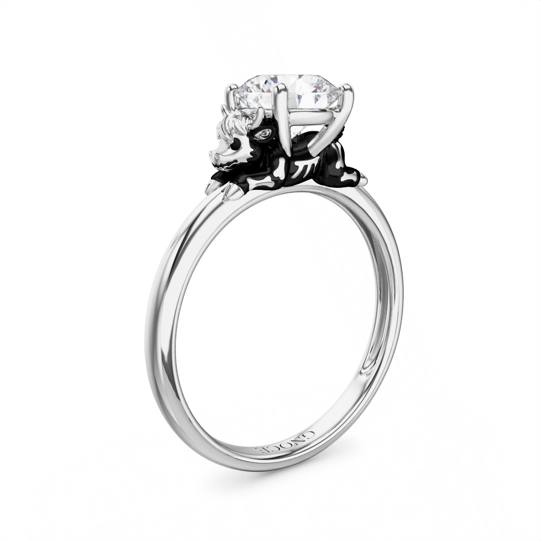Gnoce Skeleton Highland Cow Embraces Moissanite Round Cut Ring_1