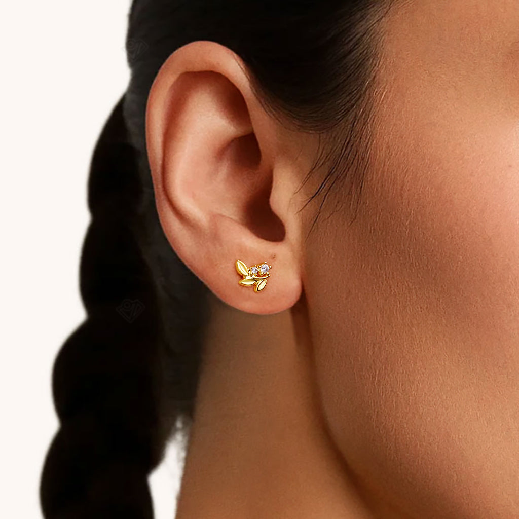 Gnoce 14K/10K Solid Gold Moissanite Leaf Stud Earrings_3