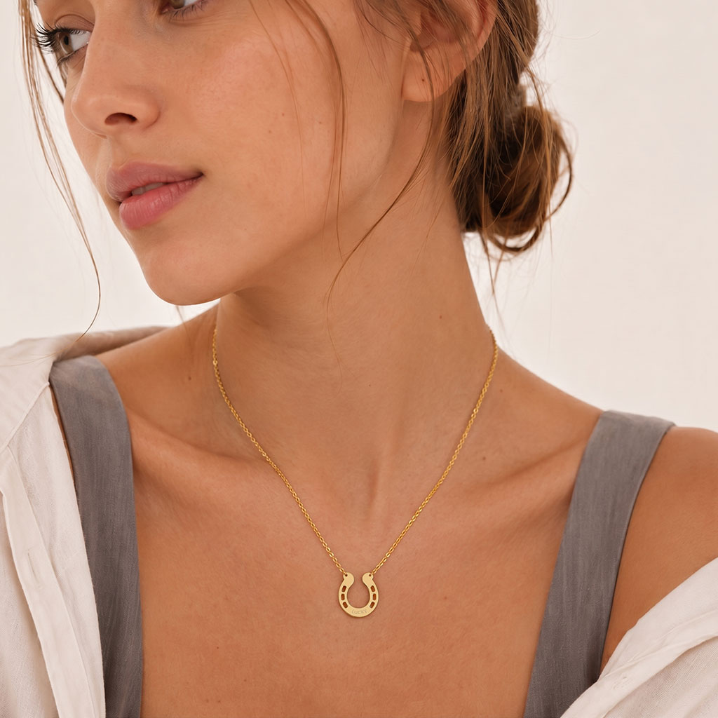 Gnoce Personalized Engravable Horseshoe Necklace_6
