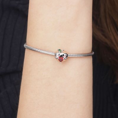 Charm Pomme Embrasse