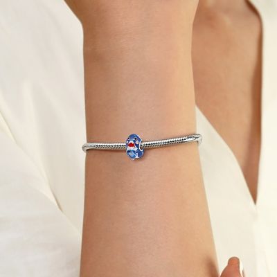Charm Requin Embrasse